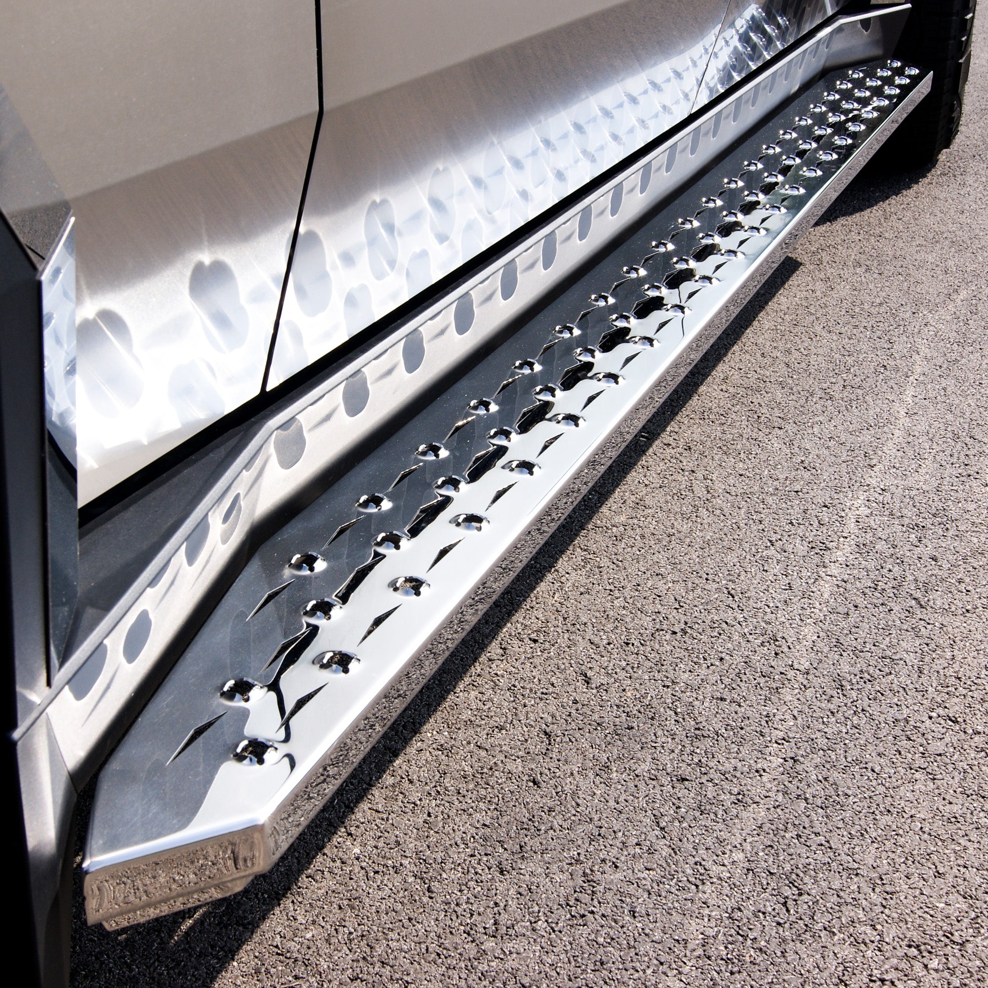 Cybertruck Stainless Steel Running Boards – RealWheels EV