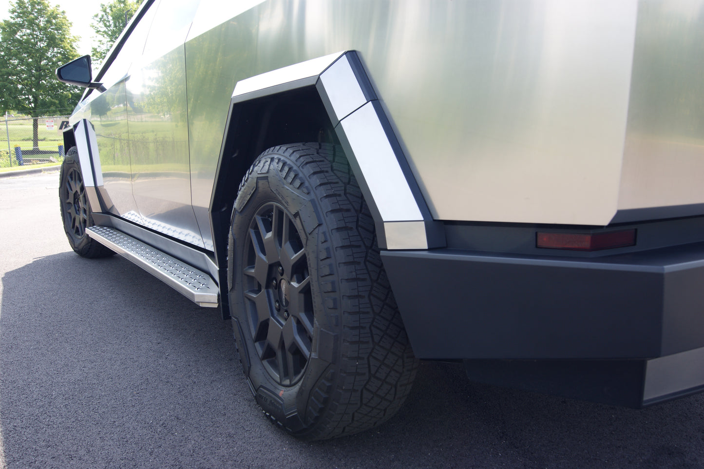 Stainless Steel Fender Trim (Brushed Satin)