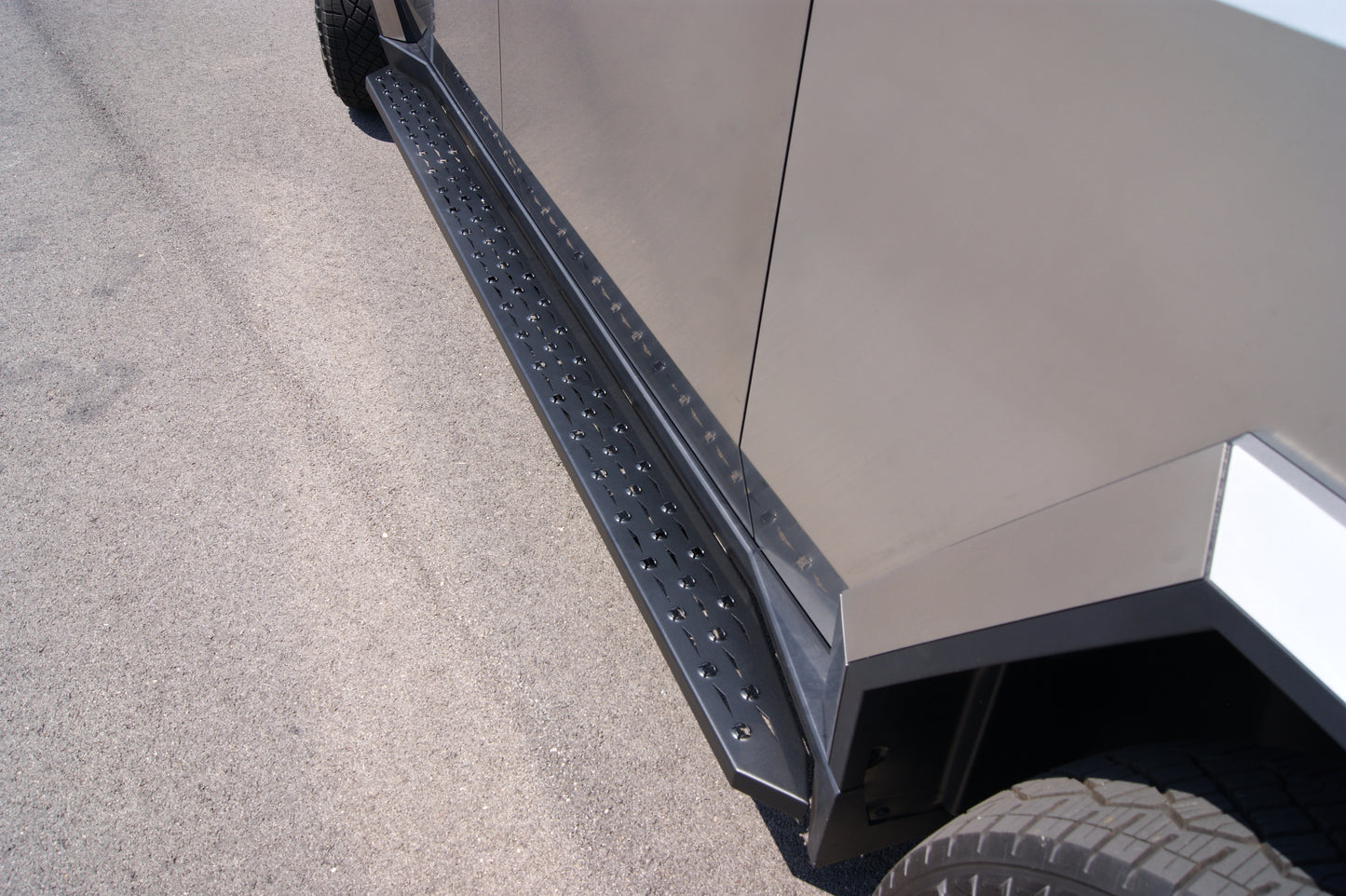 Stainless Steel Running Boards (Stealth Black)